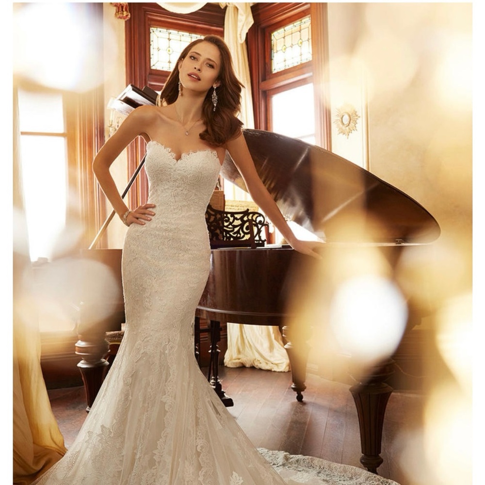 Sophia Tolli Wedding Dress – Style Y11728 “Jacqui” Variant (Size 16)